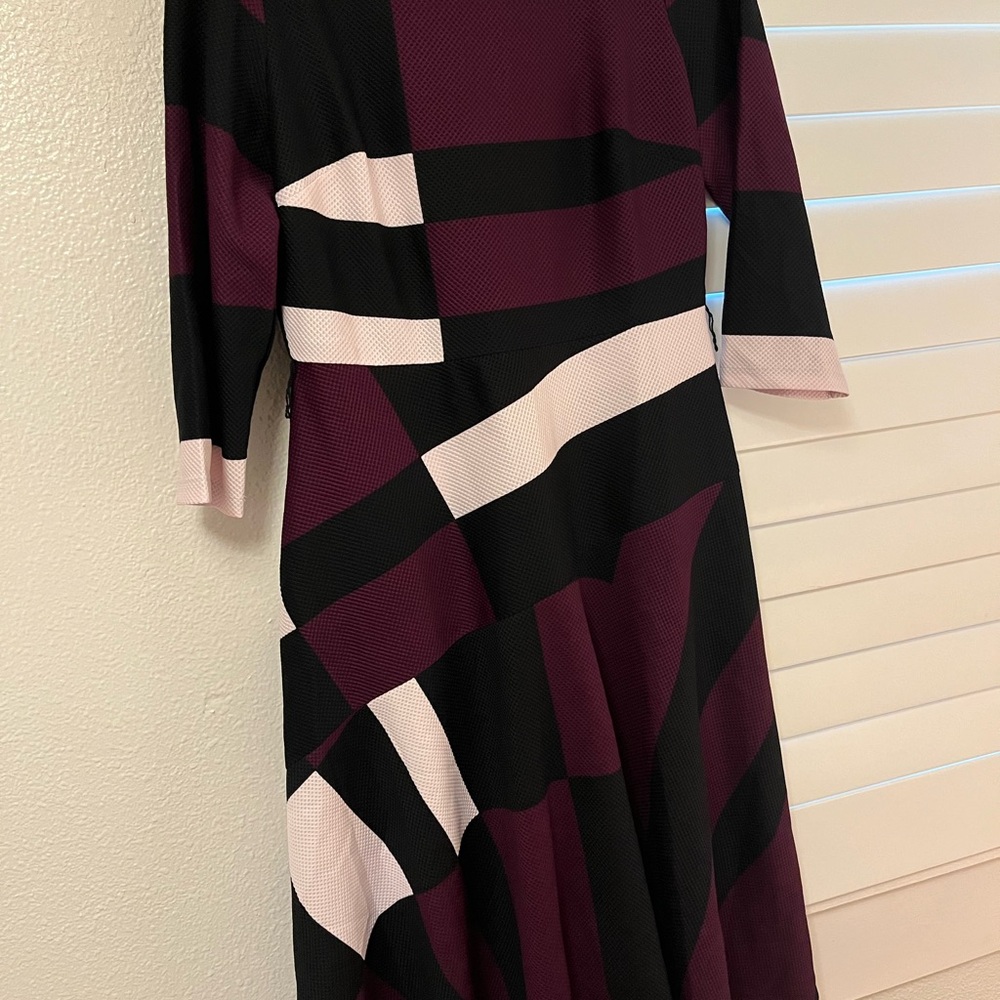 Elegant Black and Burgundy Women's Dress